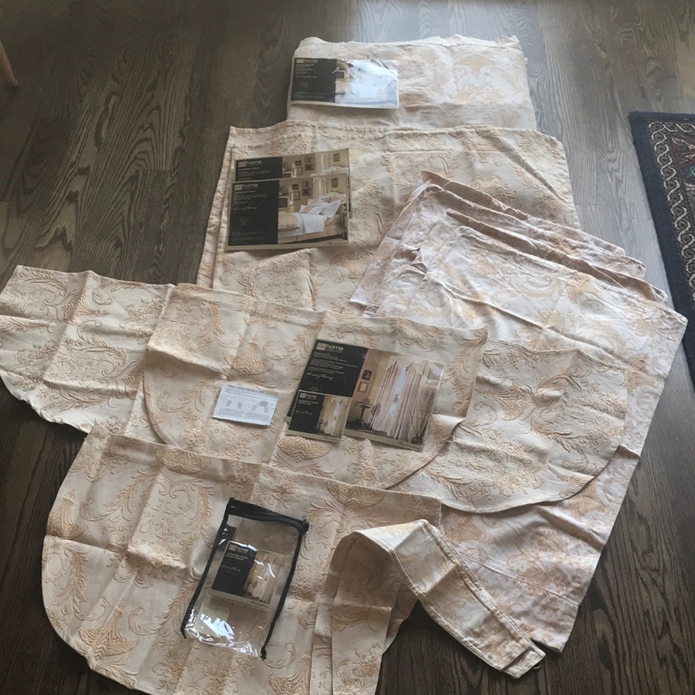 JC Penney Home Masterpiece Full/Queen Matelasse Duvet Bedding Set